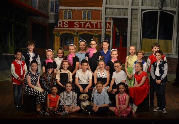 All shook up Whole Cast